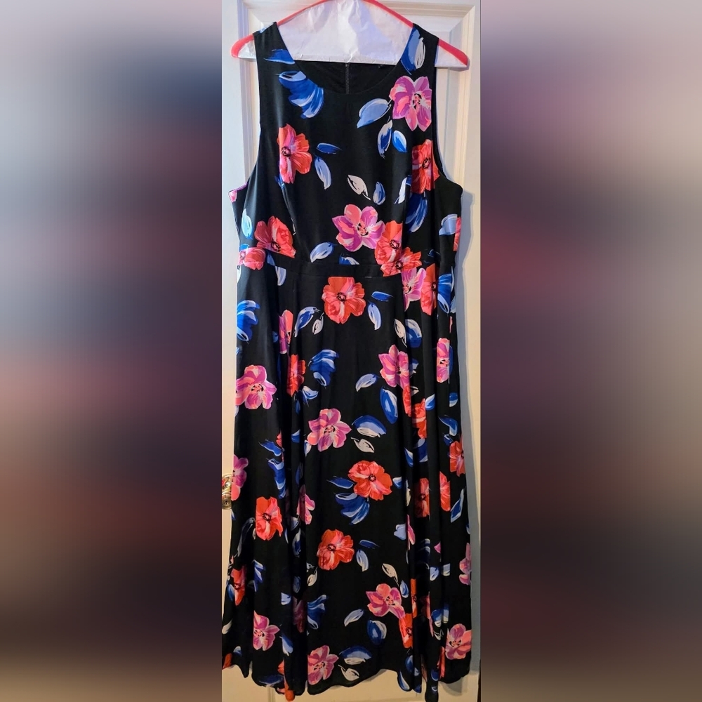 Torrid Floral High Neck Virbrant Maxi Dress Sz 3